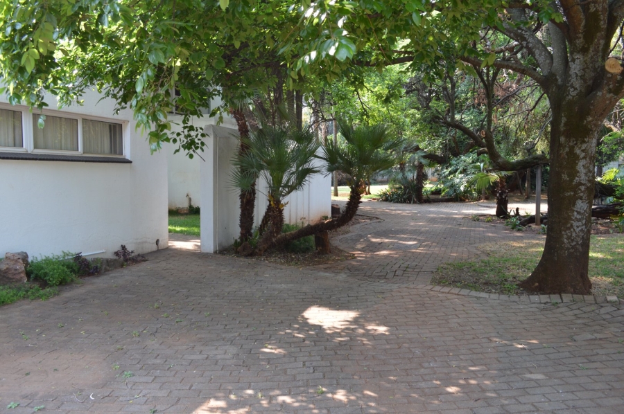 4 Bedroom Property for Sale in Wilkoppies North West